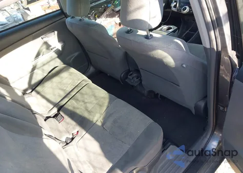 2012 Toyota Prius V Three z USA, uszkodzony, nr VIN JTDZN3EU0C3149890